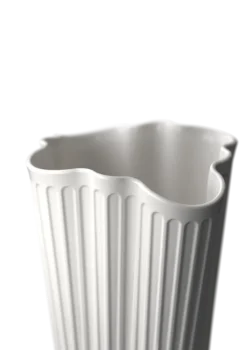 Unfold Vase H20.5 cm