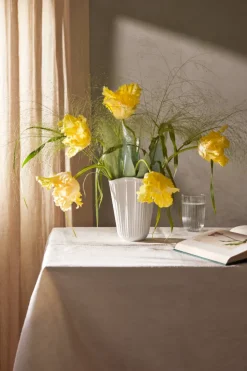 Unfold Vase H20.5 cm